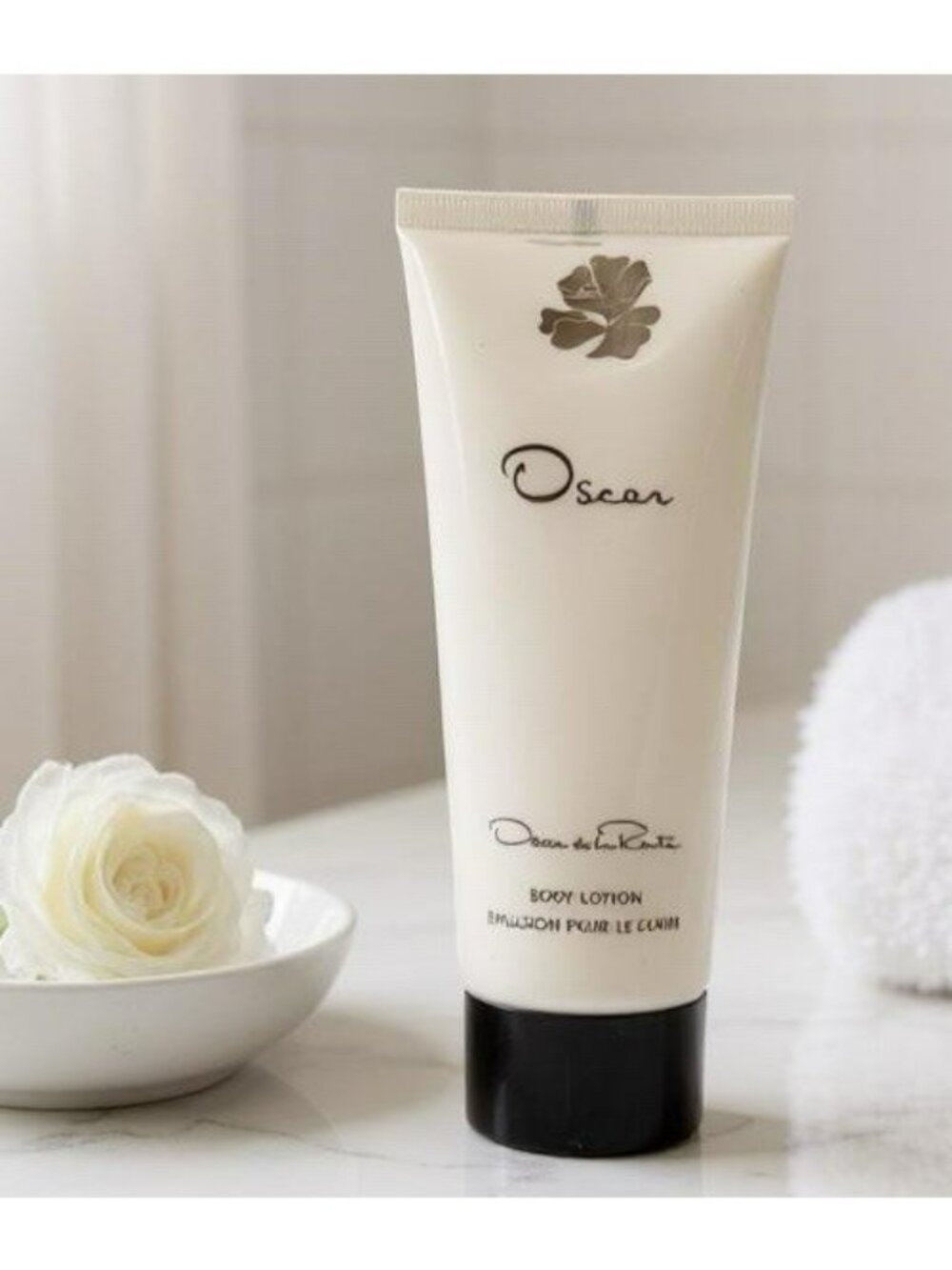 OSCAR by OSCAR DE LA RENTA for Women BODY LOTION 3.4 OZ (100 ML) NEW  FRESH